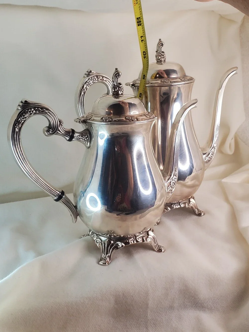 VTG Oneida USA Silver Plate 5-piece Coffee/Tea Service Set with 24